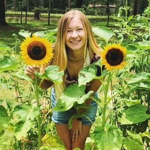 Meet your Posher, Hanna